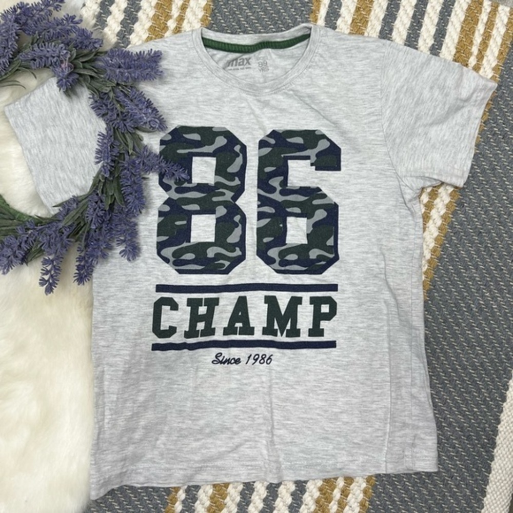 Max boy graphic tee top 86 Champs A5-55